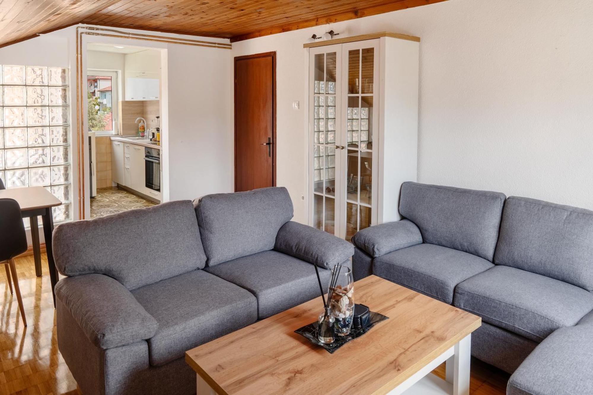 Apartment Busola Kotor Buitenkant foto